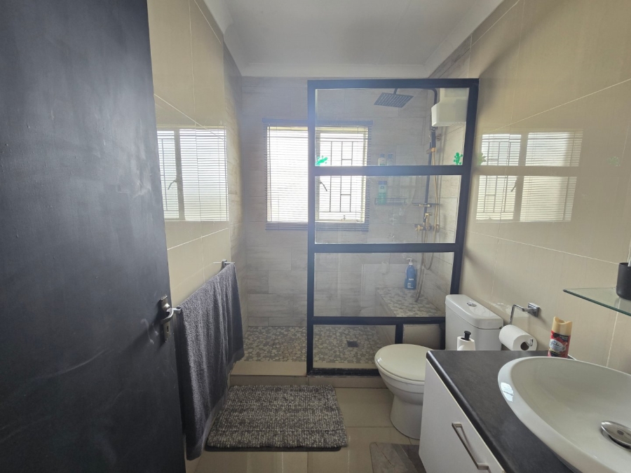 To Let 2 Bedroom Property for Rent in Langenhovenpark Free State